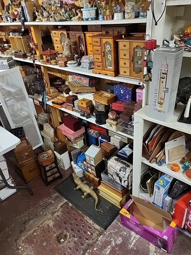 Trinket boxes