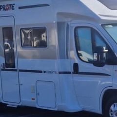Pilote Essentiel Accessible Motorhome | 31Km
