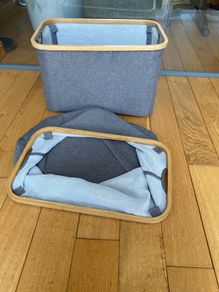 Collapsible storage baskets