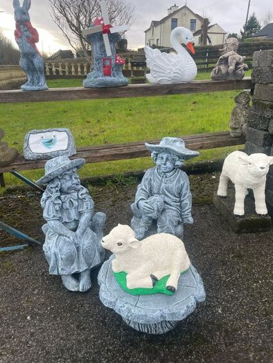 garden ornaments