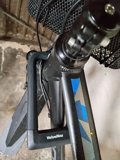 Men's Bike Carrera Crossfire 2 & kids seat & lock