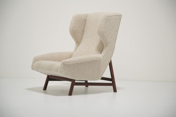Vintage Sculptural Boucle Wingback Model 877 Armchairs by Gianfranco Frattini for Cassina, Italy, 1950s