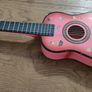 Toy guitar, missing 1string Image 3