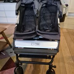 Mountain buggy duet
