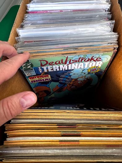 DC Long Comic Box w 250 comics for Sale