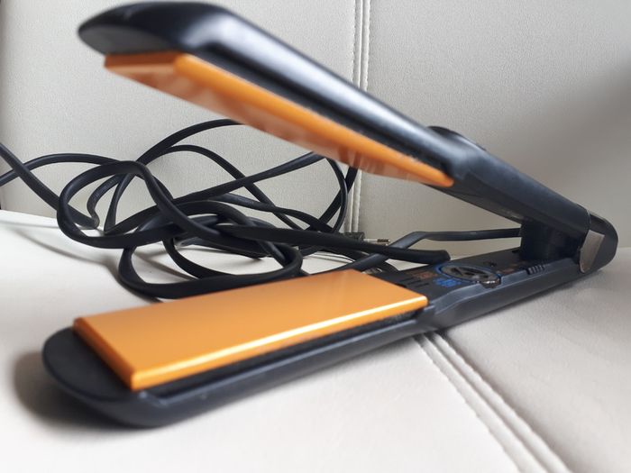 Hair Straightener