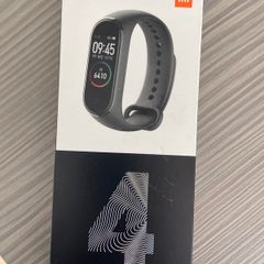 Xiaomi Mi Smart Band 4 - Fitness Tracker with Heart Rate Monitor