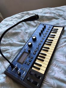 Novation Mini Nova Synth