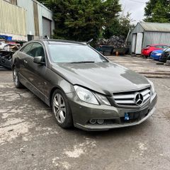 Breaking Mercedes e220cdi coupe w207 786 2011