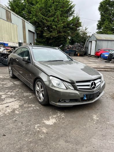 Breaking Mercedes e220cdi coupe w207 786 2011