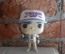 stranger things Dustin funko pop