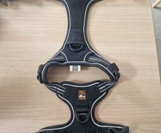 Dog harness - size medium
