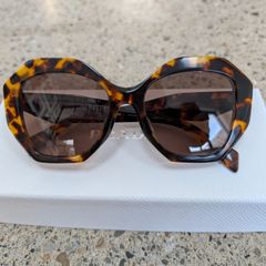 Prada Irregular Sunglasses PR 16WS