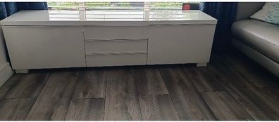 Tv unit