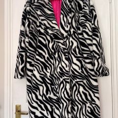 Forever Unique Zebra Print Faux Fur Coat - Size 12 - Like new