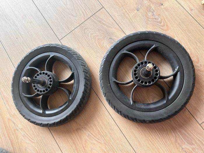 Set of 3 EVA wheels for Out n About.