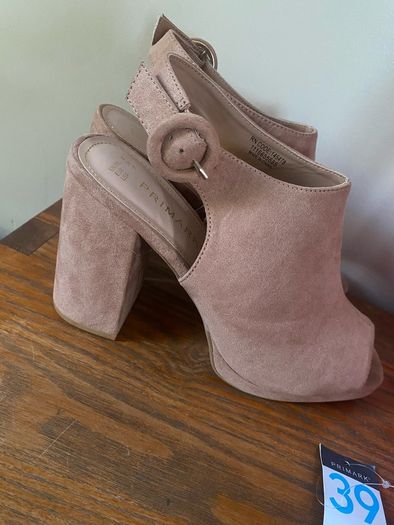 NEW Peep toe sling back heeled sandals