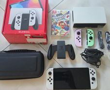 Nintendo Switch Oled + extras