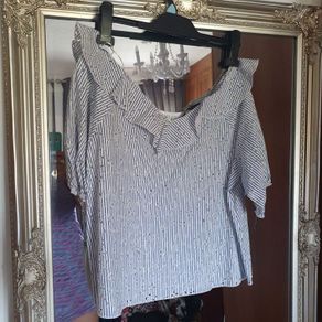 Zara off the shoulder top