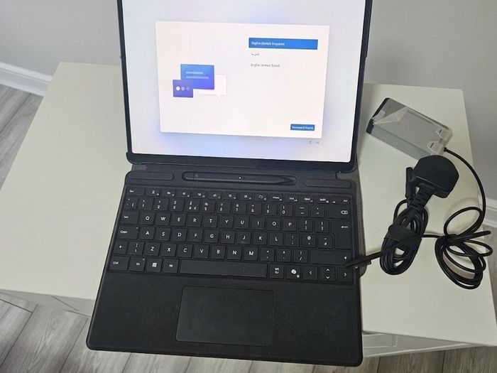 Microsoft Surface Pro 11 Snapdragon X Elite - 1TB - Windows 11
