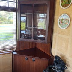 Beautiful Mid-Century Style Vintage Corner Display Cabinet / China Hutch