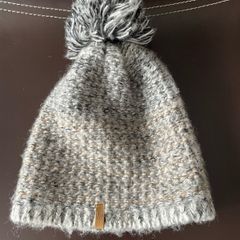 Ladies women beanie hat grey knitted with Pom Pom Bugatti New