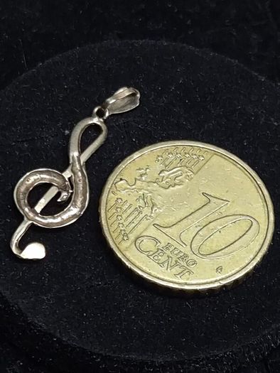 Vintage 9ct Gold Treble Clef Music Note Pendant 0.62g
