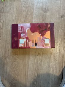 Ted Baker make up gift set