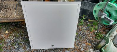 Attic insulated hatch