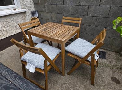 Table and chair garden set