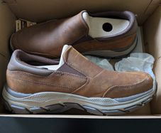 Sketchers slip-on shoes