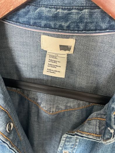 Levi's Shirt