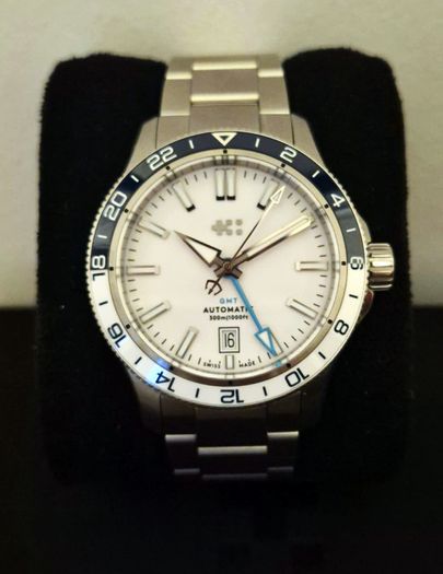 Christopher Ward C60 Trident GMT 300, 40mm