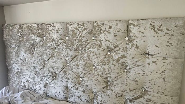 Double headboard.(5 foot)