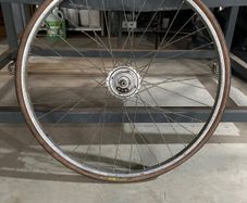 27 Inch Bicycle Wheel with Built in Dynamo