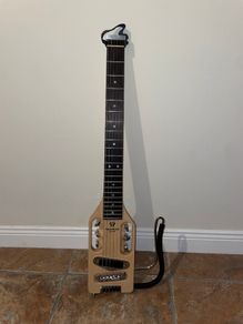 Traveler Guitar - Ultra Light