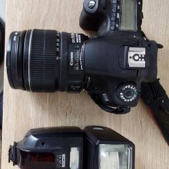Canon 60D DSLR camera