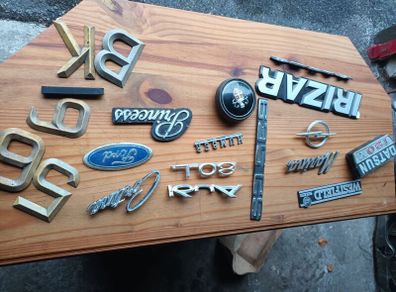 Car badge/emblem bundle