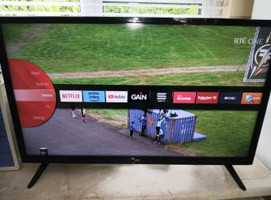 new jvc 32 inch smart hdmi tv.