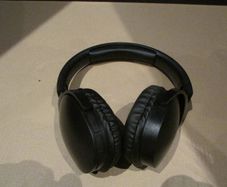IQNOS Wireless Bluetooth Headphones
