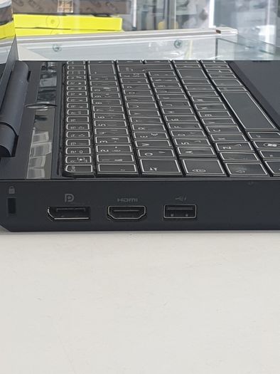 Alienware M11x (p06t) 12", I5 U520 6gb Ram 256gb Ssd, Windows 10 Pro, Nvidia Geforce Gt335m
