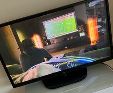 LG TV 50" with Chromcast