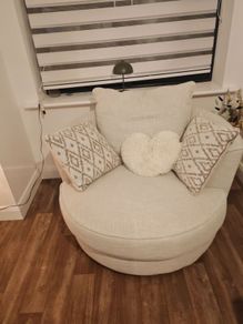 swivel chair and 3 seater sold together for 750 or separately  450 for swivel and 350 for 3 seater
