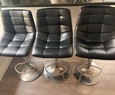 3x Black Faux Leather Quilted Bar Stools