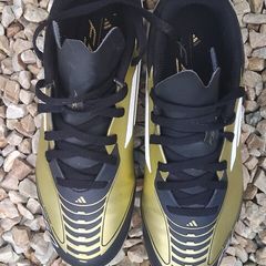 Football boots - Adidas Messi F20