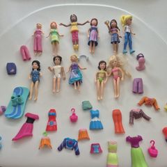 11 Polly Pocket dolls and accessories