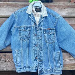 Vintage 90s Wrangler Authentic Western Denim Jacket