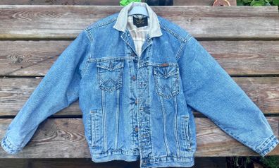 Vintage 90s Wrangler Authentic Western Denim Jacket
