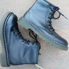 kids doc martens