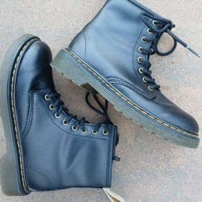 kids doc martens